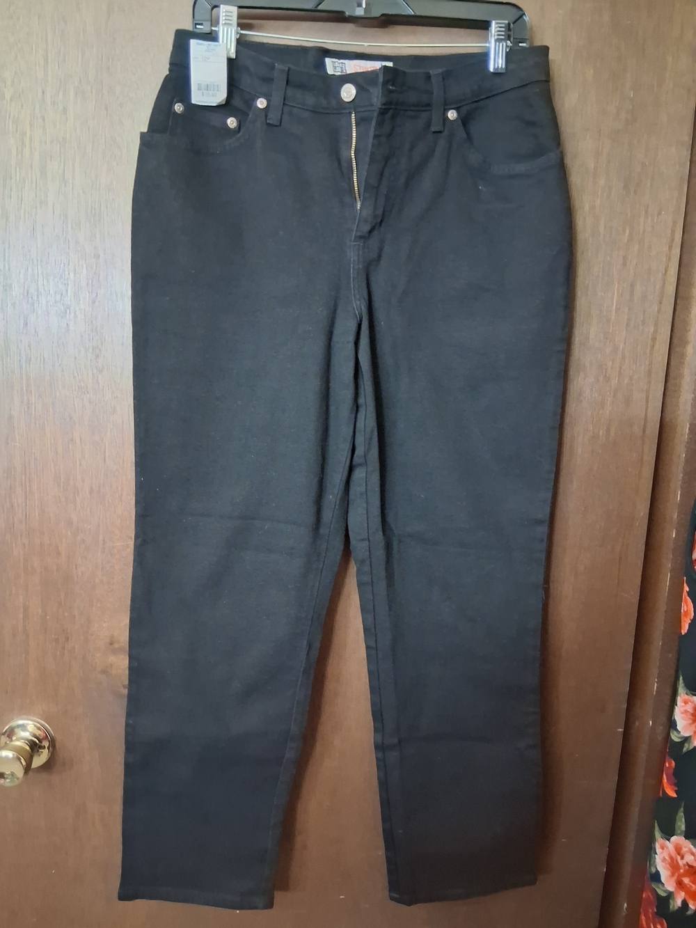 Faded Glory Black Straight Leg Women’s Jeans
